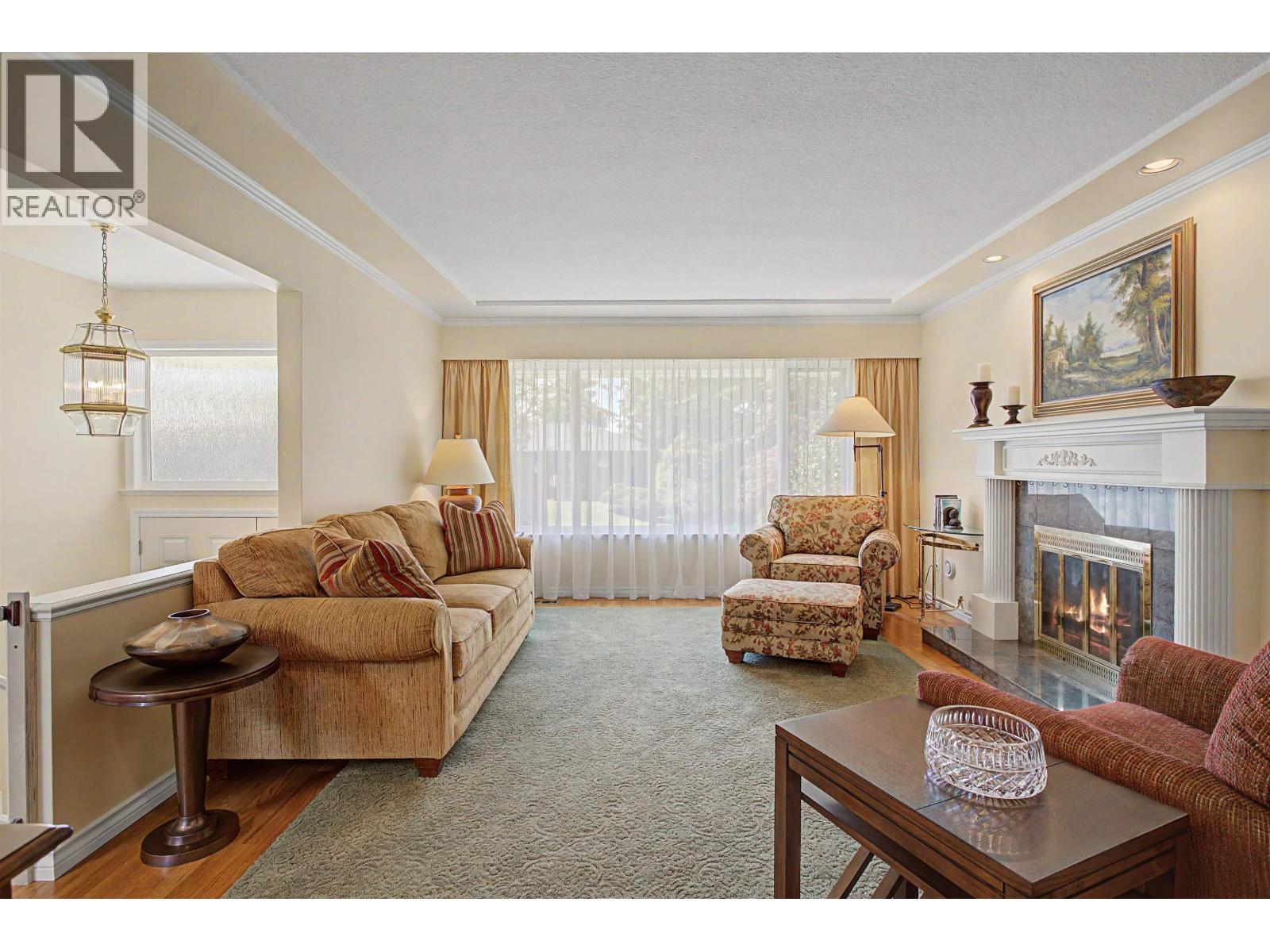 6541 Grant Street, Burnaby, British Columbia  V5B 2K9 - Photo 4 - R3130040