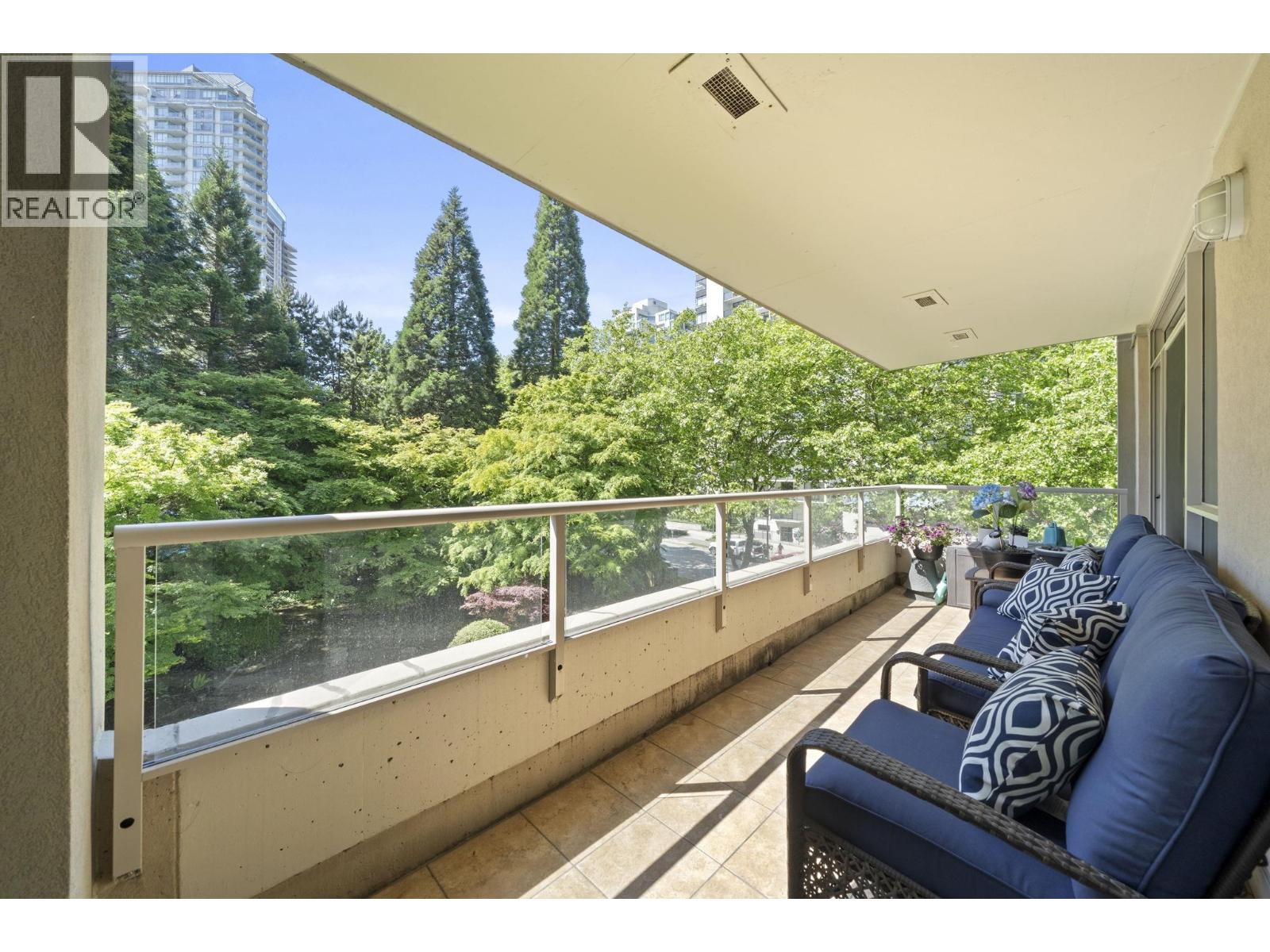 403 6070 Mcmurray Avenue, Burnaby, British Columbia  V5H 4J3 - Photo 25 - R3130380