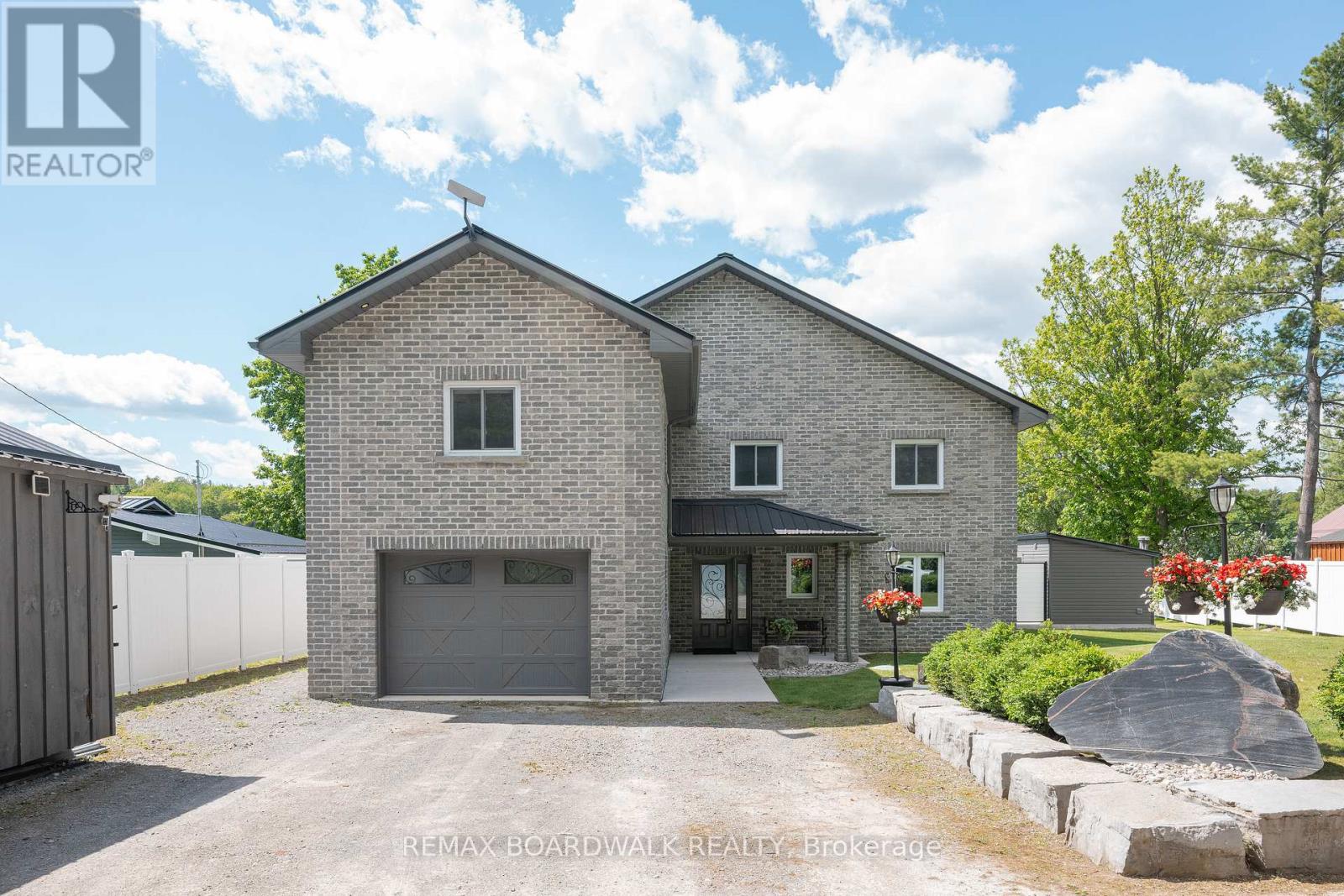 50 Kerry Forest Drive, Front Of Yonge, Ontario  K0E 1R0 - Photo 12 - X13225512