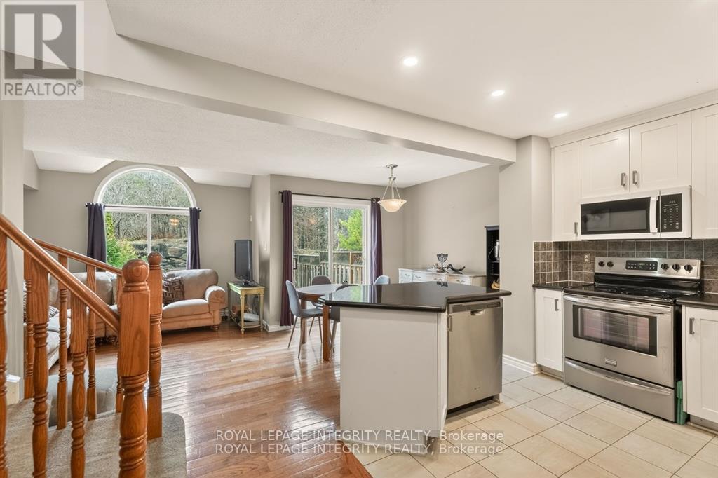 106 Blackdome Crescent, Ottawa, Ontario  K2T 1B1 - Photo 4 - X13225536