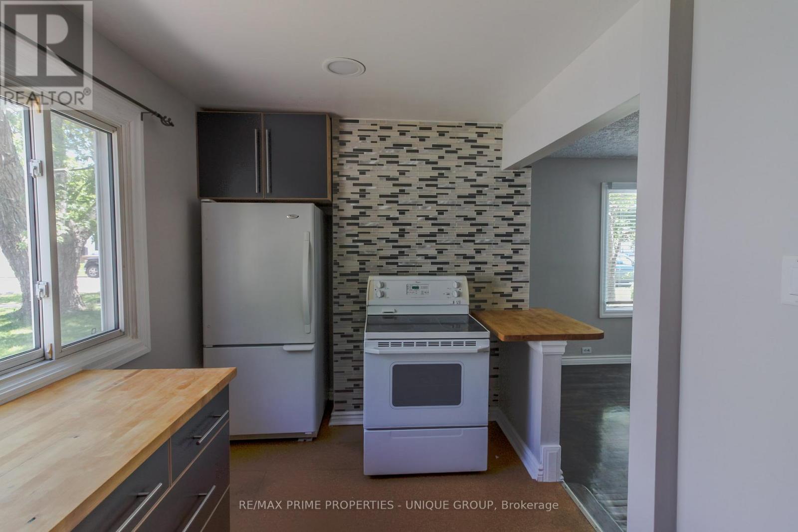 117 Walnut Avenue S, Sarnia, Ontario N7T 3V5 - Photo 12 - X13220492