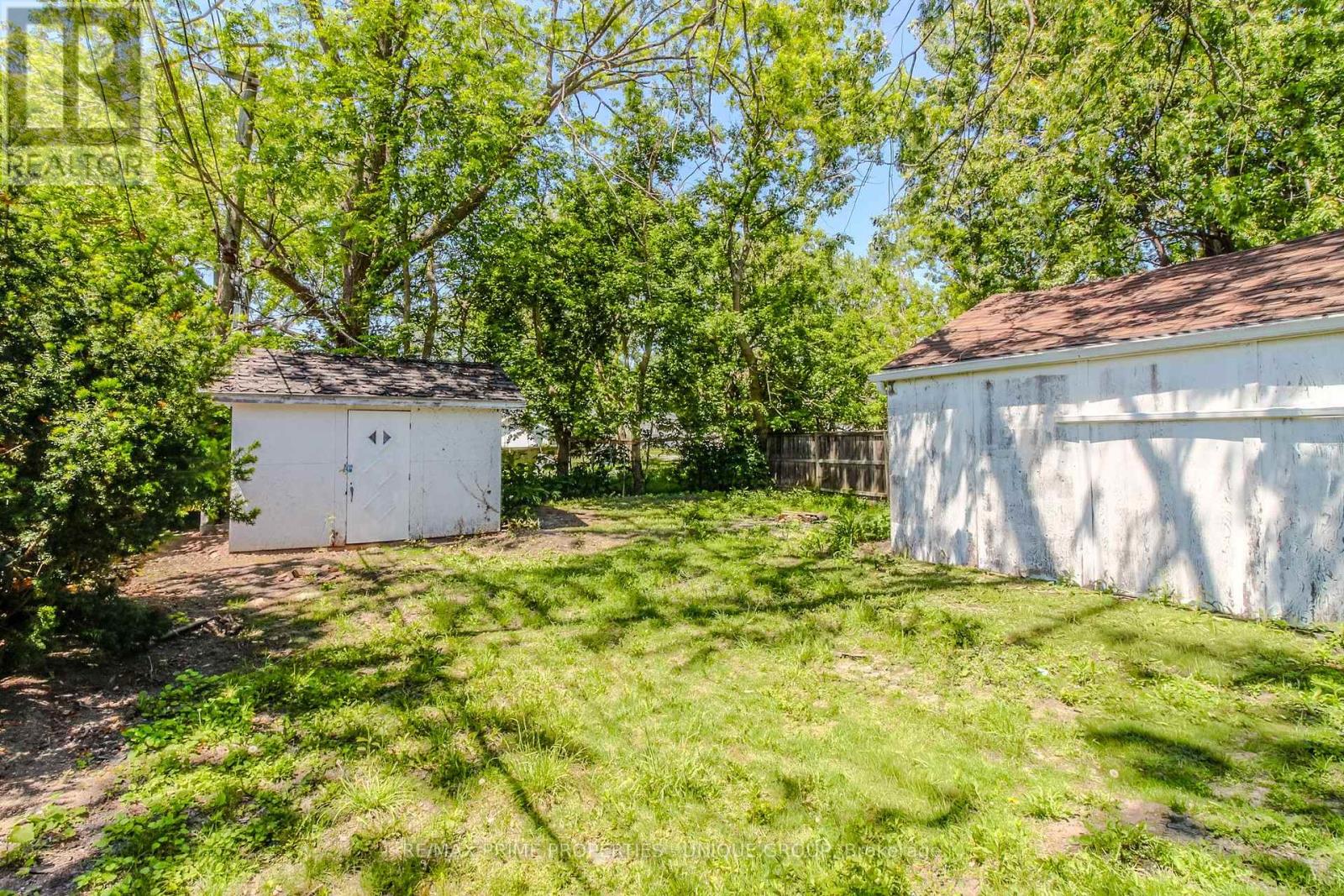 117 Walnut Avenue S, Sarnia, Ontario N7T 3V5 - Photo 4 - X13220492