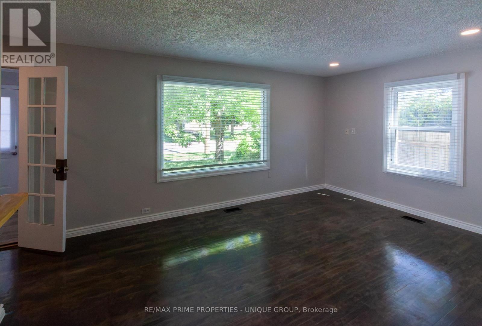 117 Walnut Avenue S, Sarnia, Ontario N7T 3V5 - Photo 9 - X13220492