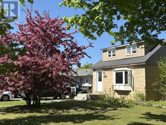 185 Compton Avenue, Ottawa, Ontario  K2B 5A6 - Photo 2 - X12954242