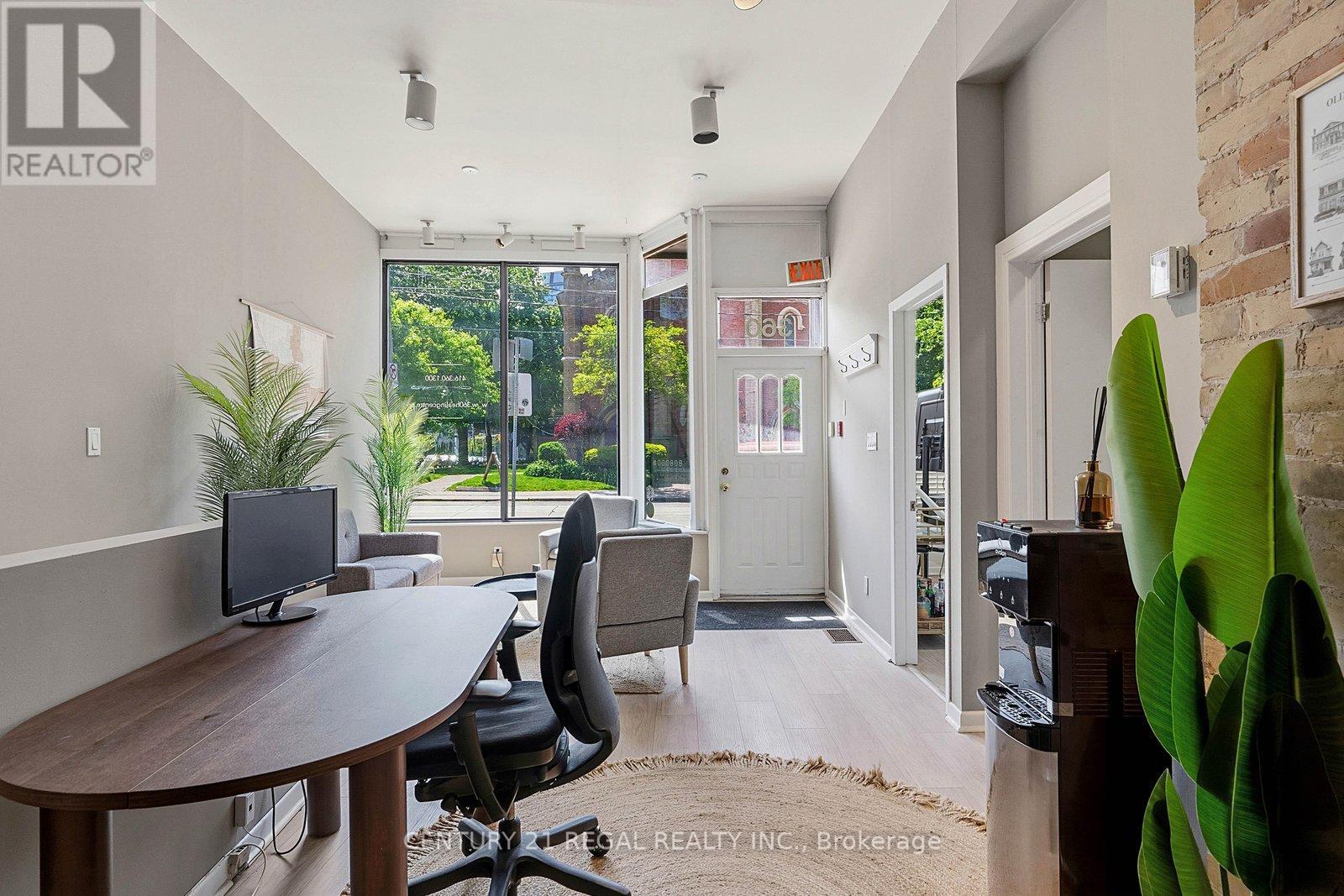 360 King Street E, Toronto, Ontario  M5A 1K9 - Photo 10 - C13225486