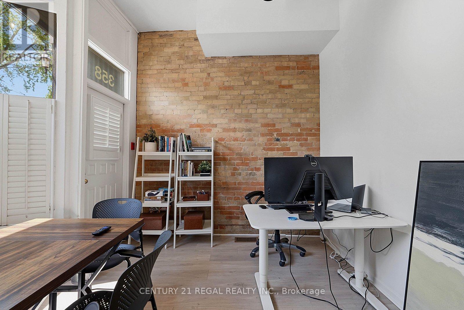 360 King Street E, Toronto, Ontario  M5A 1K9 - Photo 19 - C13225486