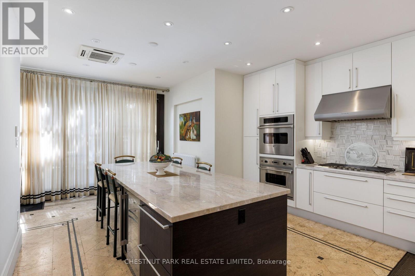 386 Palmerston Boulevard, Toronto, Ontario  M6G 2N6 - Photo 15 - C13225554