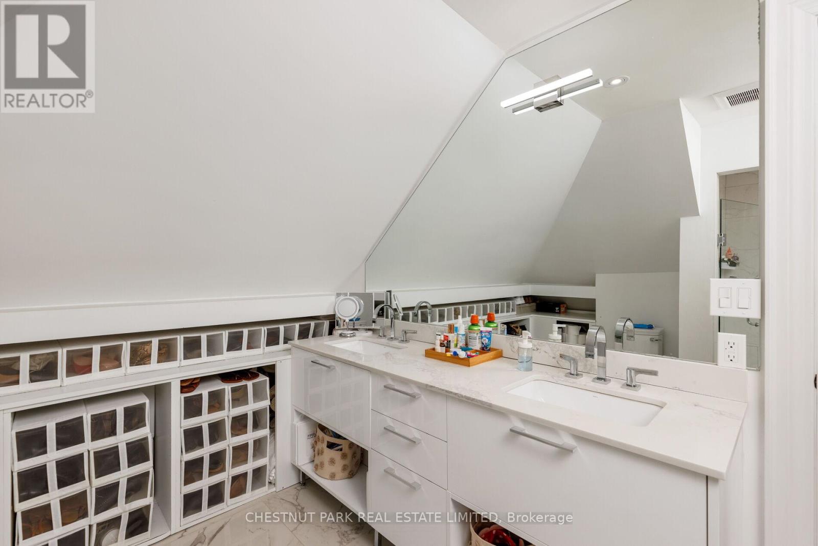 386 Palmerston Boulevard, Toronto, Ontario  M6G 2N6 - Photo 33 - C13225554