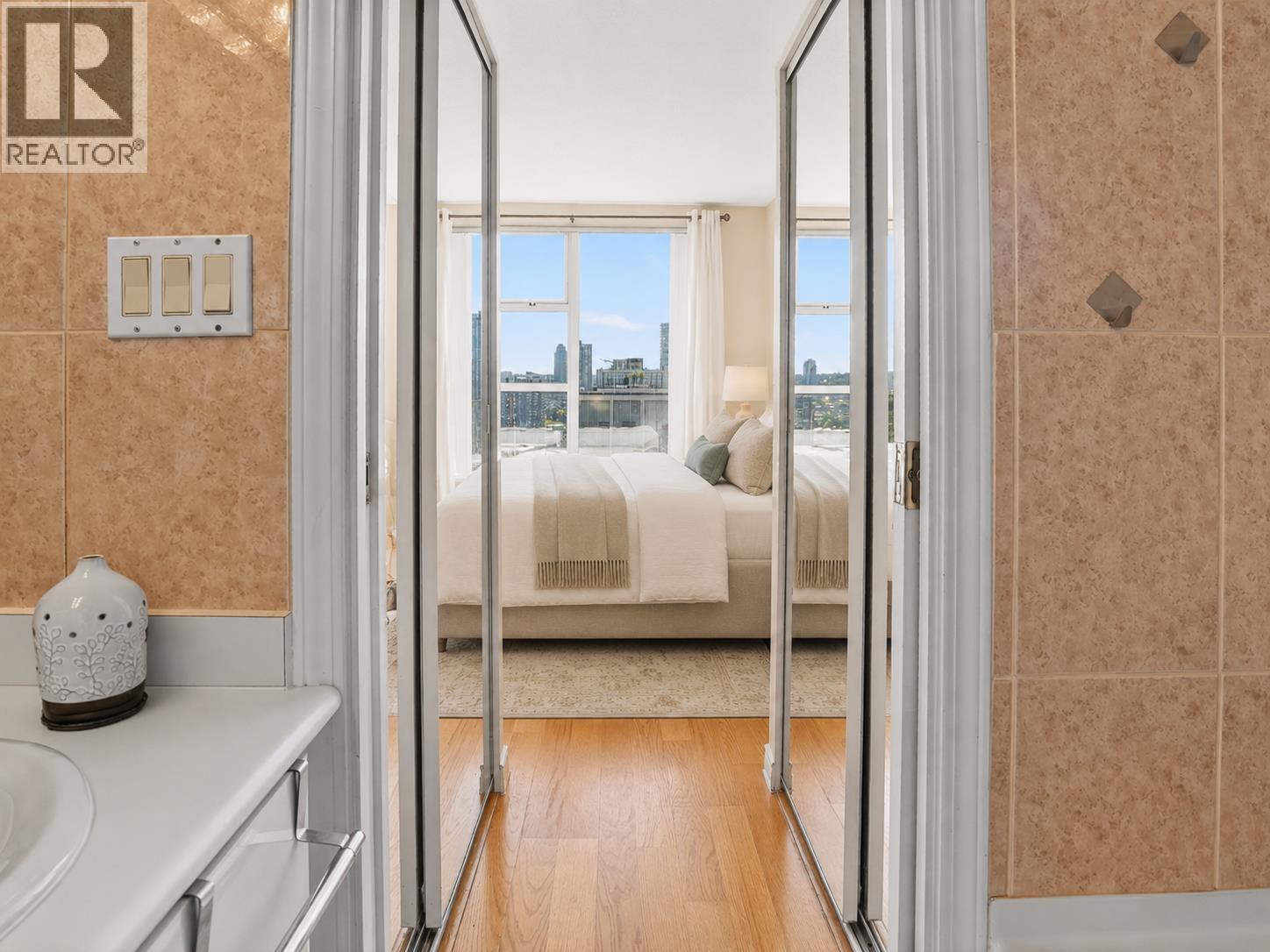 3207 939 Homer Street, Vancouver, British Columbia  V6B 2W6 - Photo 7 - R3110960