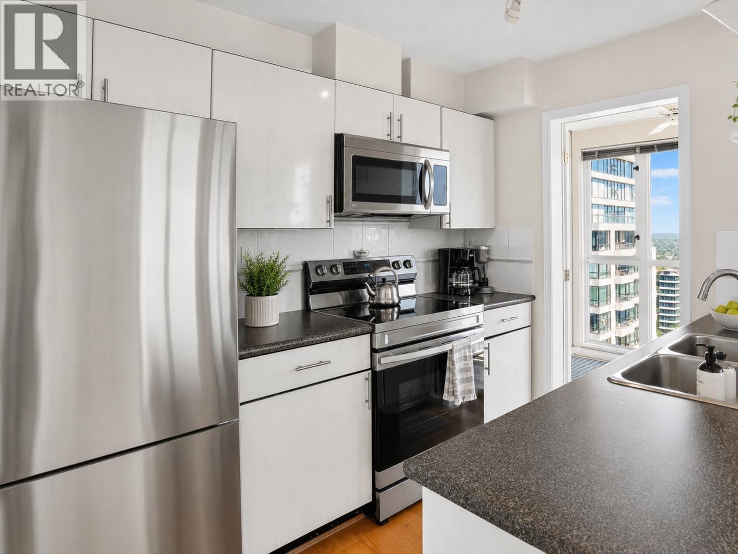3207 939 Homer Street, Vancouver, British Columbia  V6B 2W6 - Photo 3 - R3110960