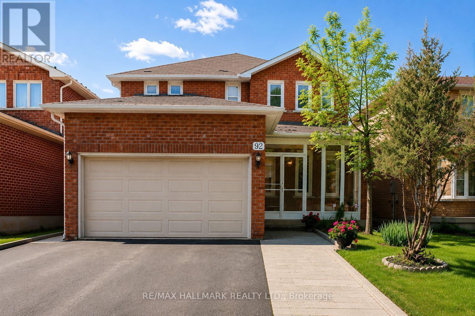 92 Weldrick Road E, Richmond Hill, Ontario  L4C 8T7 - Photo 1 - N13225490