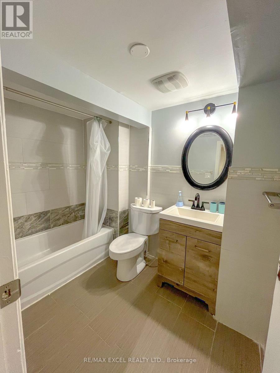 73 Hickling Trail, Barrie (Grove East), Ontario  L4M 5S7 - Photo 11 - S13225488