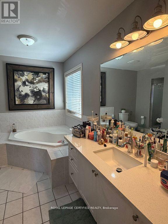 5890 Tampico Way, Mississauga, Ontario  L5M 6Y9 - Photo 23 - W13225494