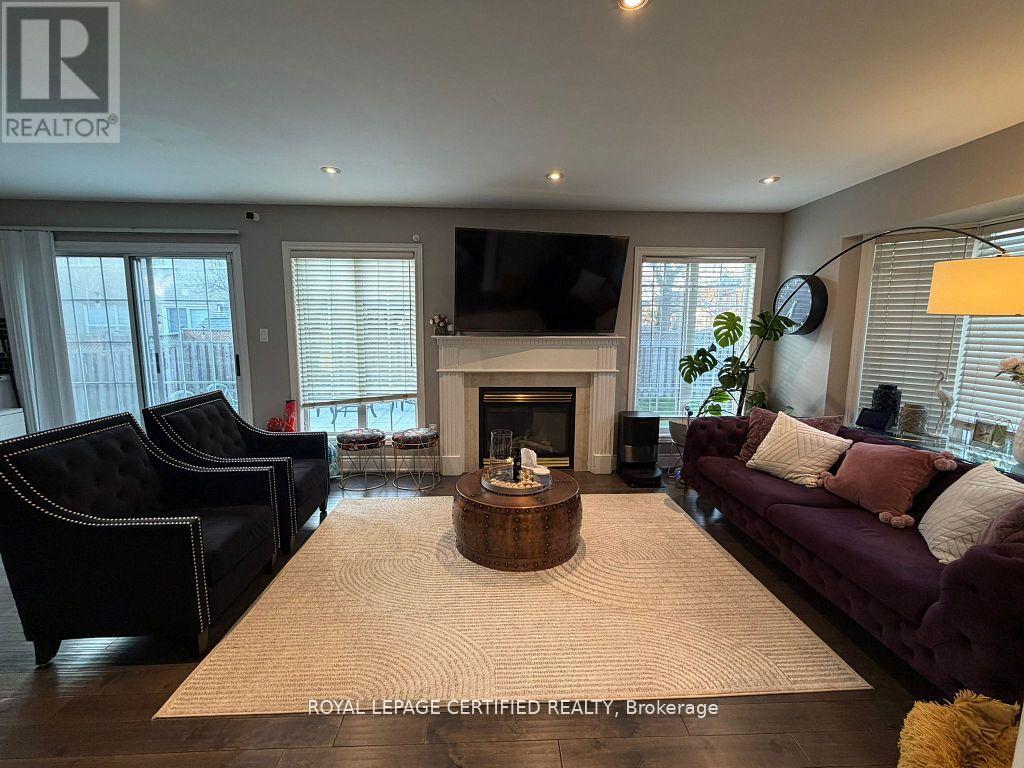5890 Tampico Way, Mississauga, Ontario  L5M 6Y9 - Photo 7 - W13225494