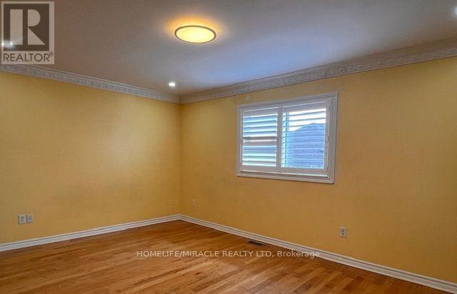 34 Westbrook Avenue, Brampton, Ontario  L6P 2H1 - Photo 13 - W13225496