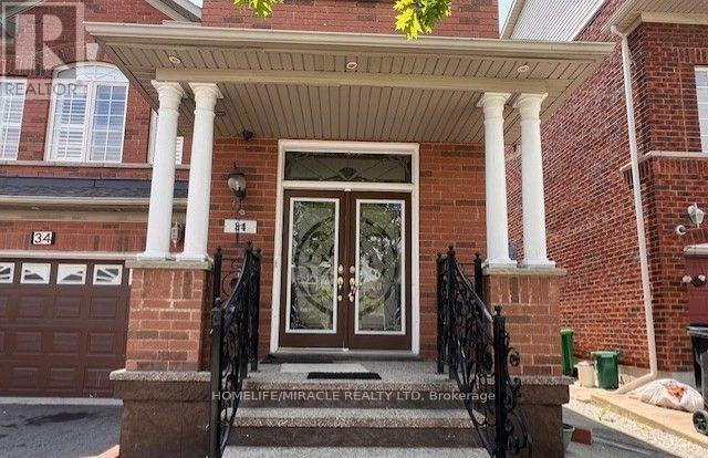 34 Westbrook Avenue, Brampton, Ontario  L6P 2H1 - Photo 3 - W13225496