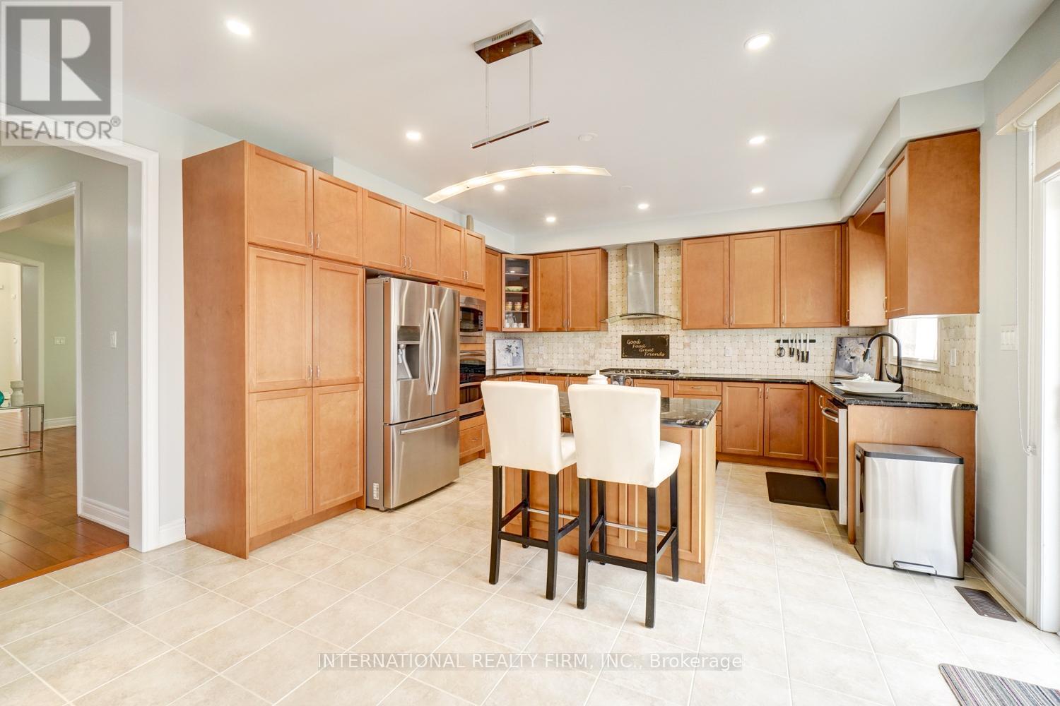 52 Angelgate Road, Brampton, Ontario  L6Y 0X9 - Photo 4 - W13225508