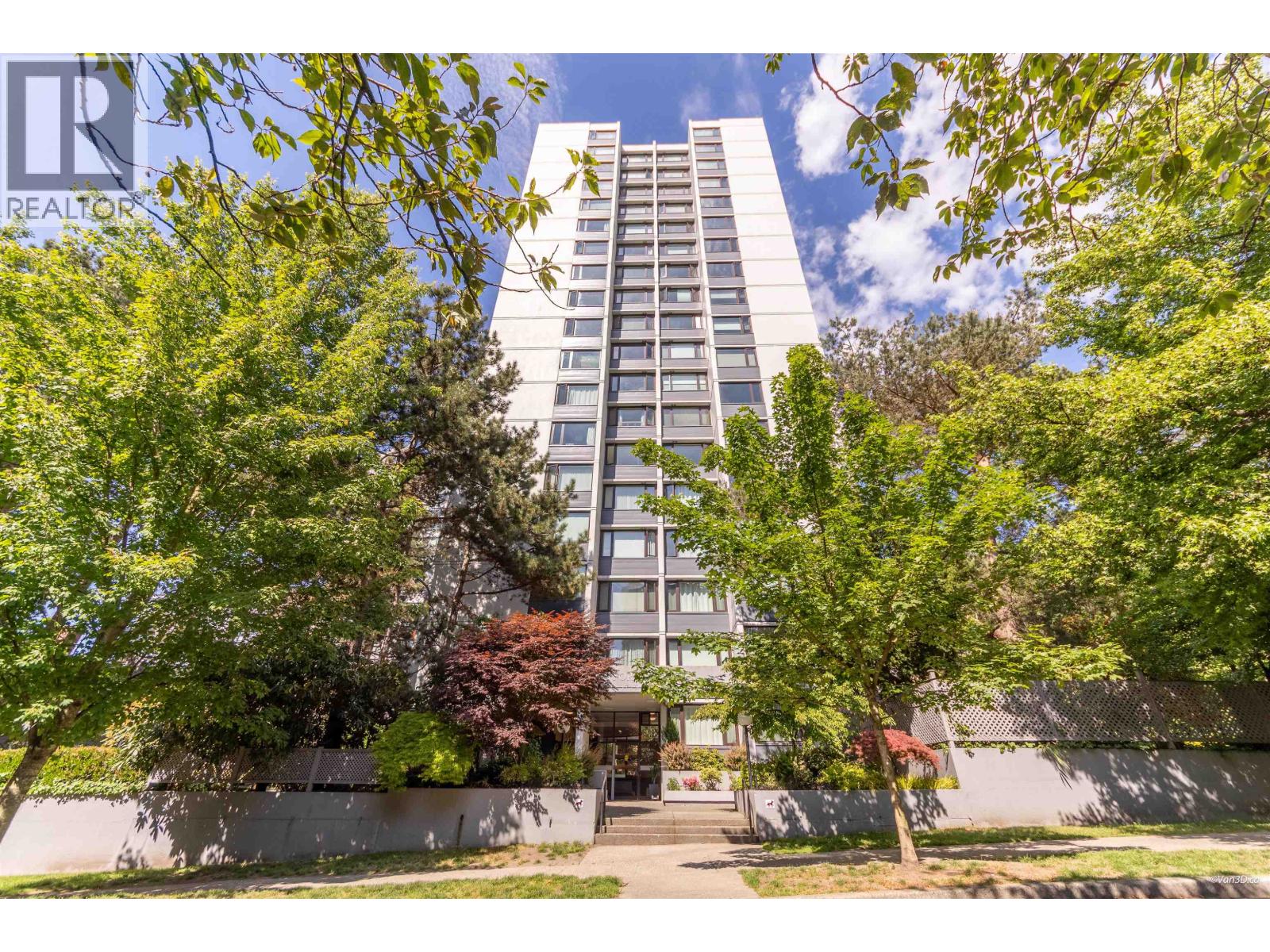 1501 1725 PENDRELL STREET, Vancouver, British Columbia