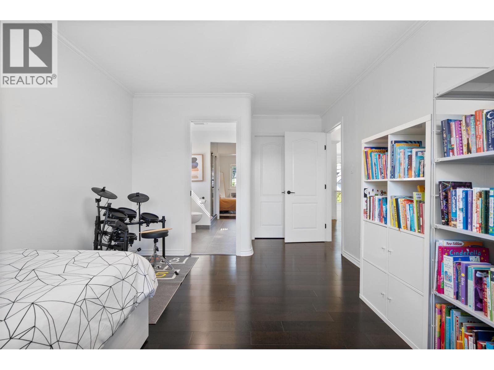 917 Wavertree Road, North Vancouver, British Columbia  V7R 1S4 - Photo 33 - R3130558