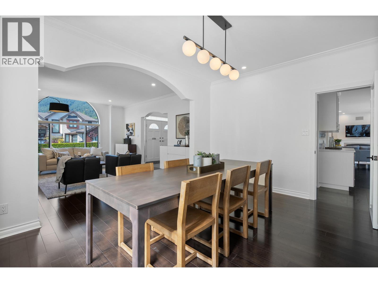917 Wavertree Road, North Vancouver, British Columbia  V7R 1S4 - Photo 6 - R3130558