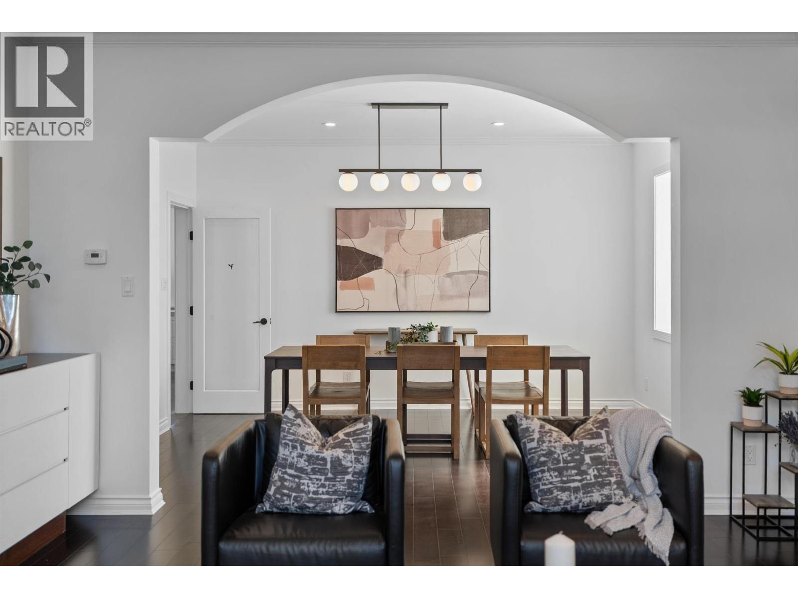 917 Wavertree Road, North Vancouver, British Columbia  V7R 1S4 - Photo 5 - R3130558