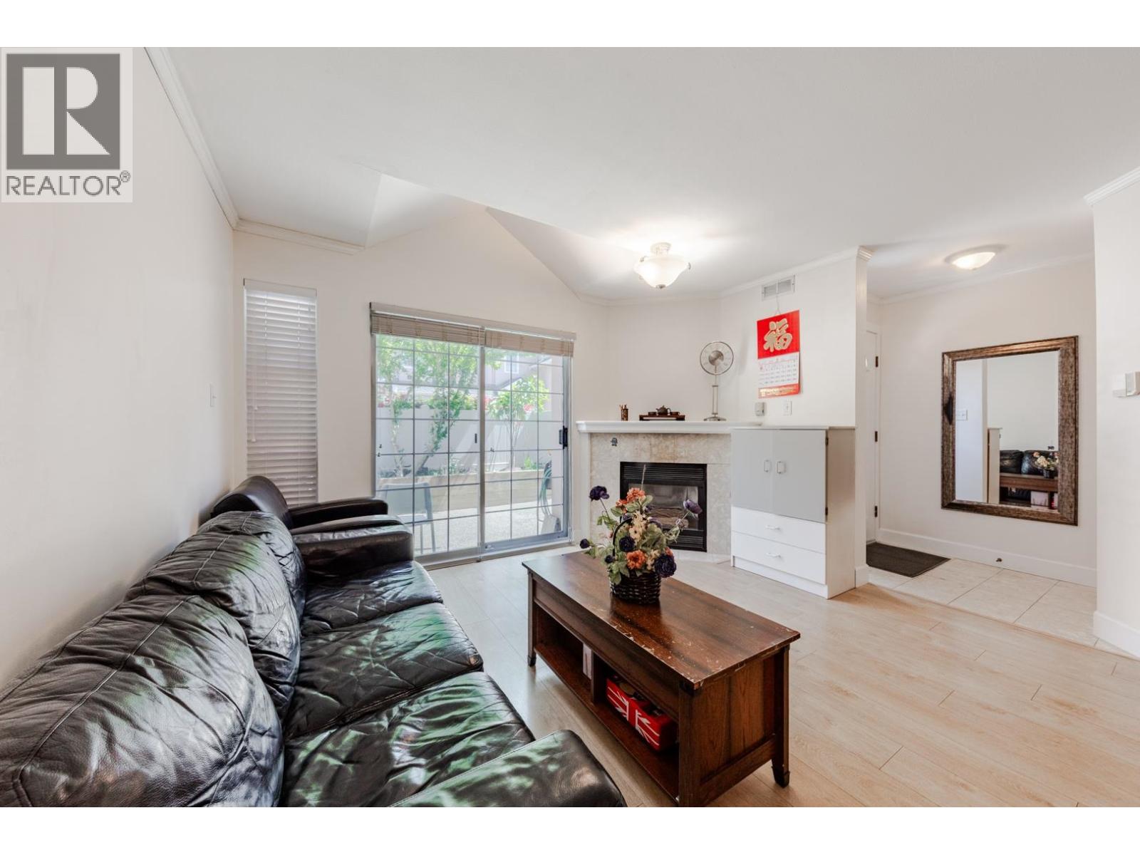 19 7433 16th Street, Burnaby, British Columbia  V3N 4Z5 - Photo 11 - R3130390