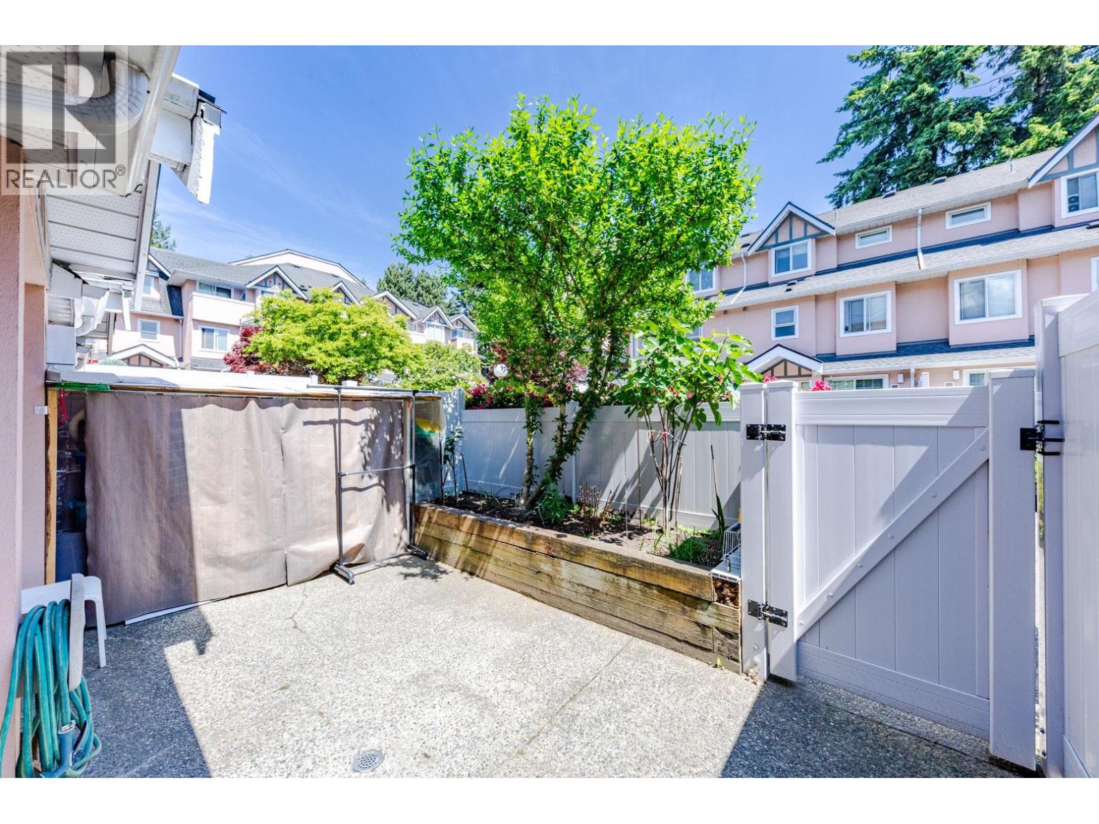 19 7433 16th Street, Burnaby, British Columbia  V3N 4Z5 - Photo 6 - R3130390