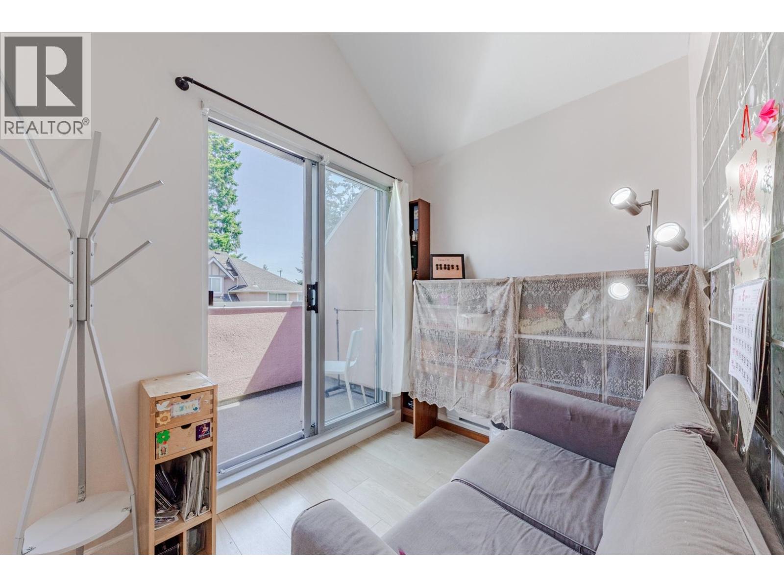 19 7433 16th Street, Burnaby, British Columbia  V3N 4Z5 - Photo 27 - R3130390