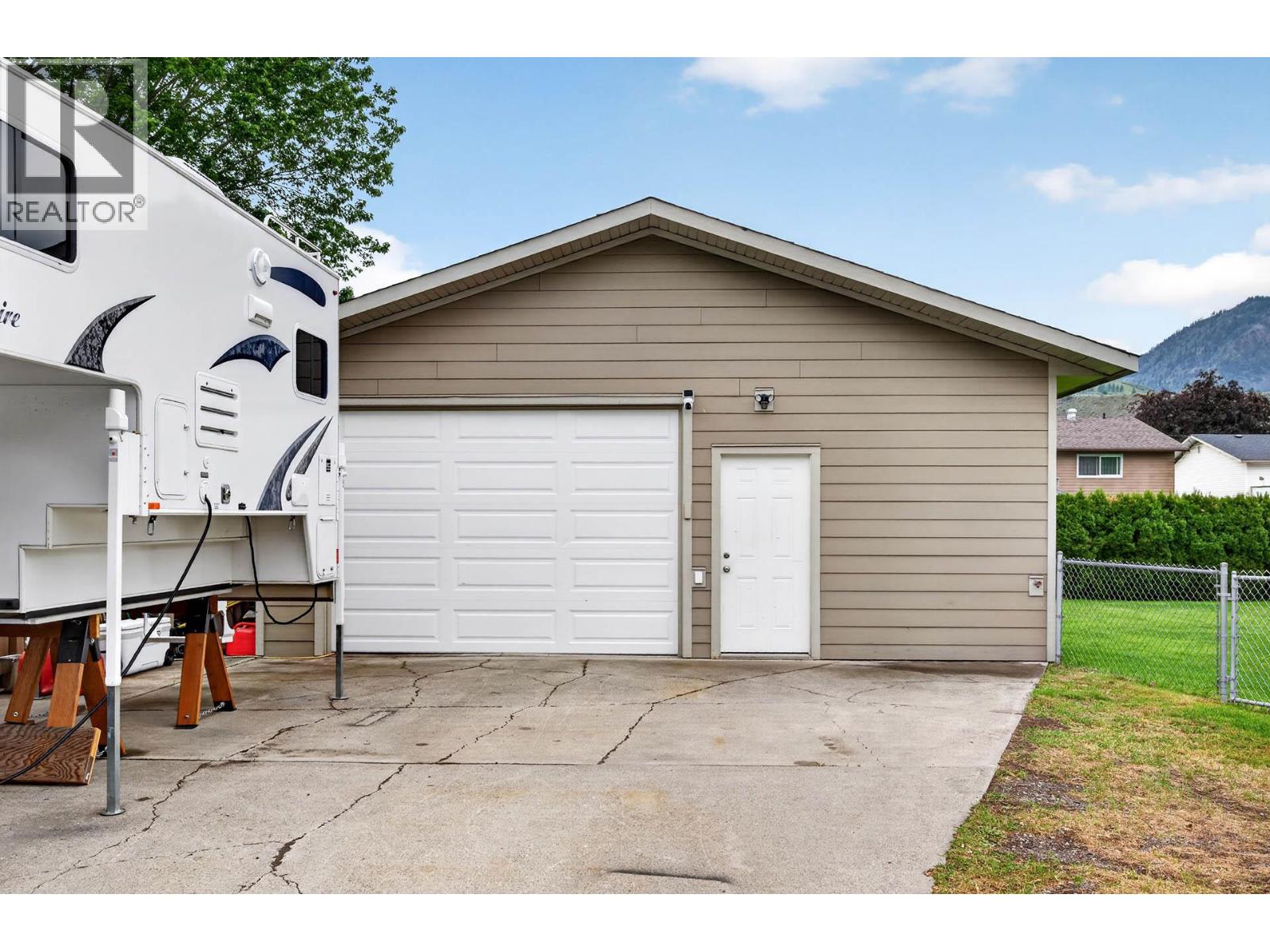 Listing image 58