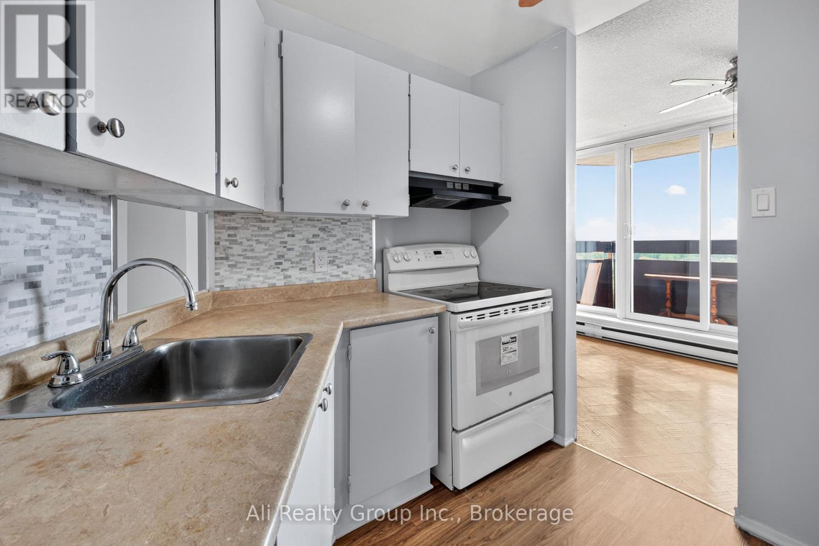 1218 - 2020 Jasmine Crescent, Ottawa, Ontario  K1J 8K5 - Photo 19 - X13225588