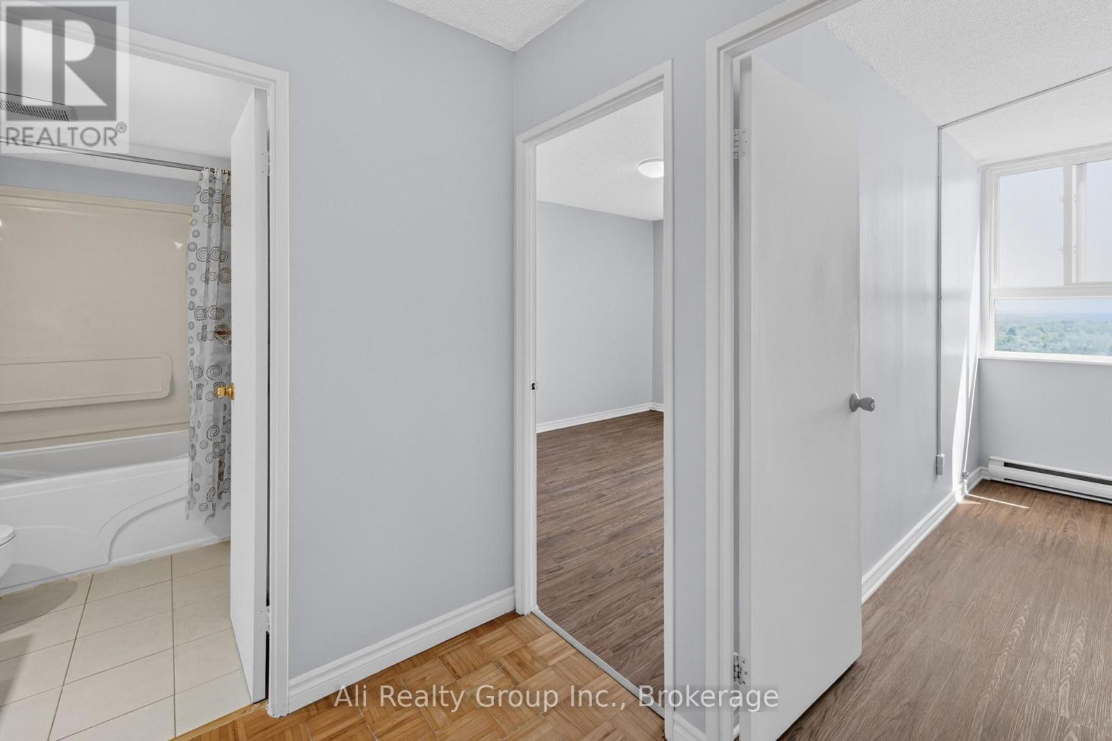 1218 - 2020 Jasmine Crescent, Ottawa, Ontario  K1J 8K5 - Photo 22 - X13225588