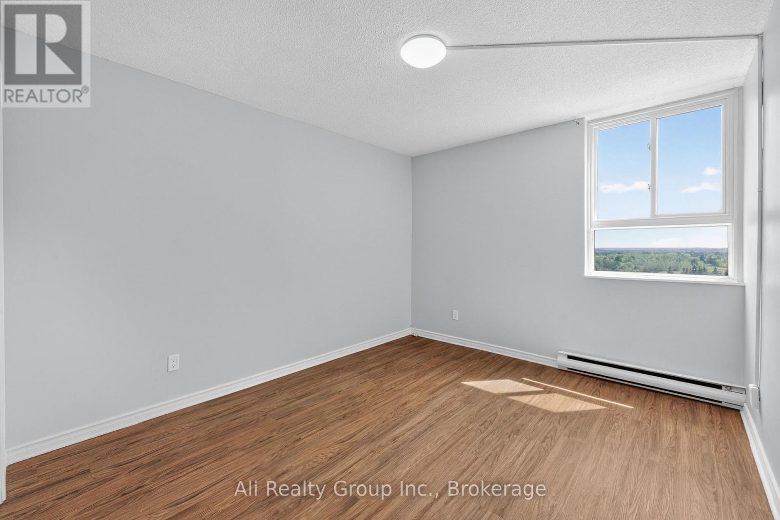 1218 - 2020 Jasmine Crescent, Ottawa, Ontario  K1J 8K5 - Photo 24 - X13225588