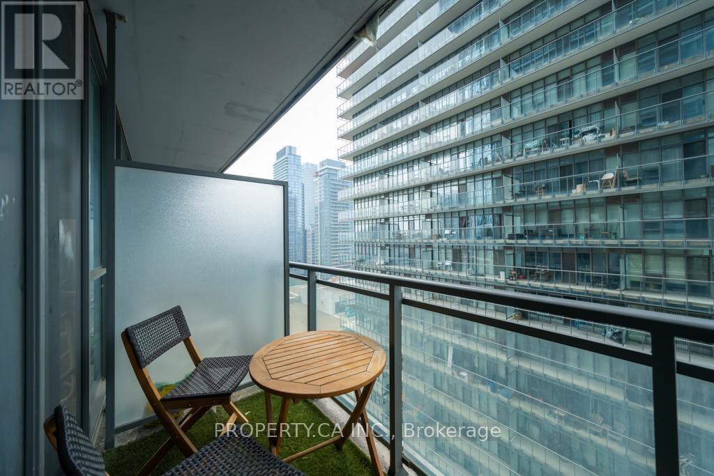 1906 - 45 Charles Street E, Toronto, Ontario  M4Y 0B8 - Photo 13 - C13225610