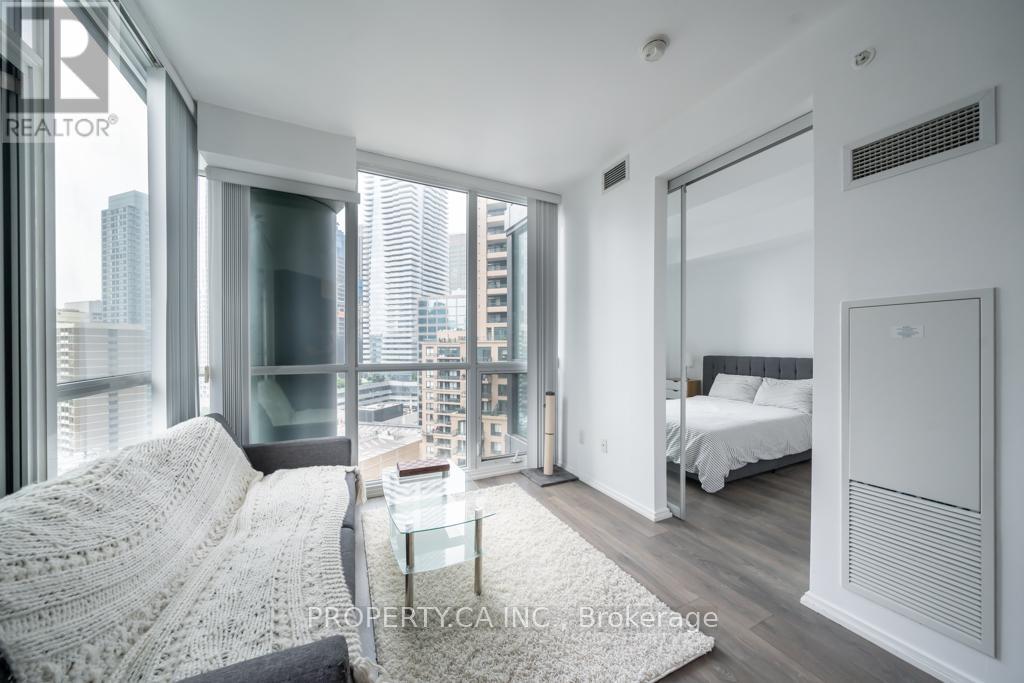 1906 - 45 Charles Street E, Toronto, Ontario  M4Y 0B8 - Photo 9 - C13225610