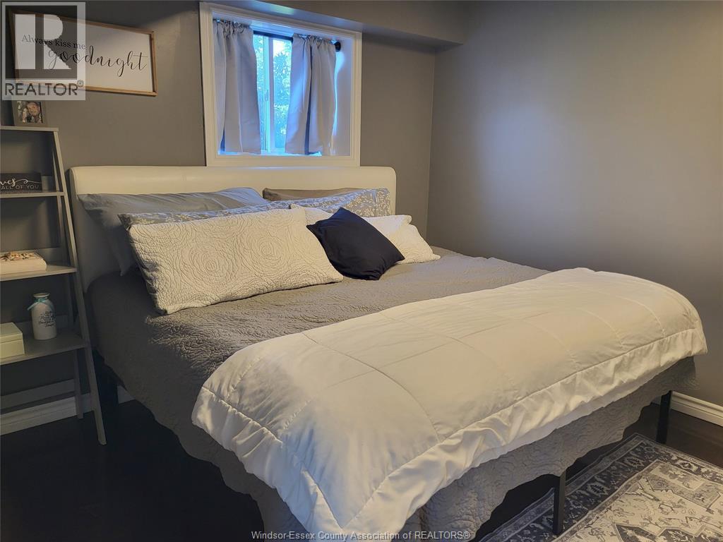 2324 Lamont Street, Windsor, Ontario  N9E 4X3 - Photo 15 - 26012751