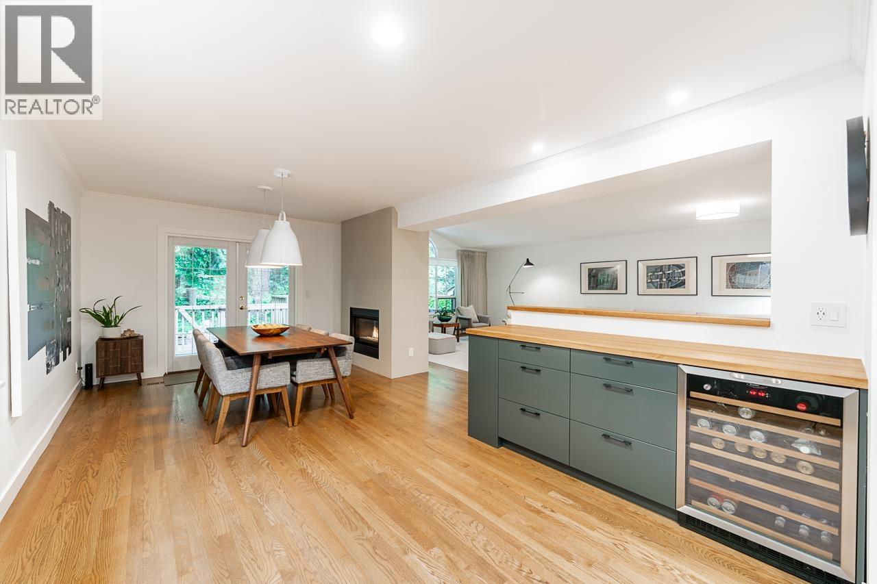 18 Deerwood Place, Port Moody, British Columbia  V3H 4X7 - Photo 9 - R3130643