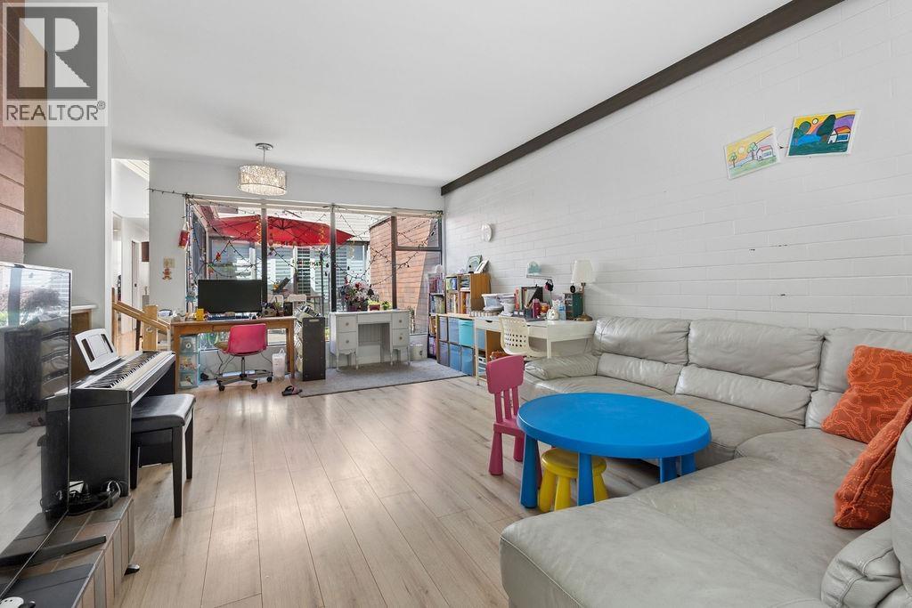 406 Greensboro Place, Vancouver, British Columbia  V5X 4M4 - Photo 9 - R3130664