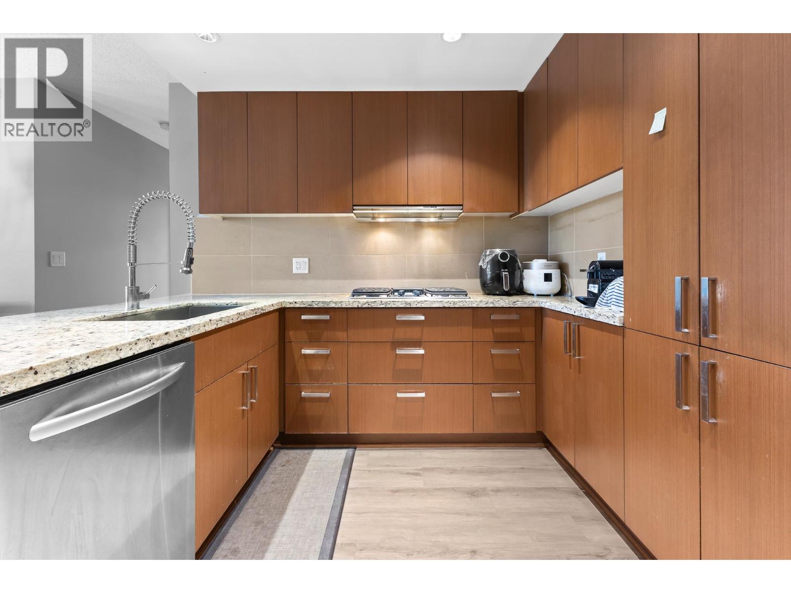 703 1155 The High Street, Coquitlam, British Columbia  V3B 7W4 - Photo 10 - R3130674