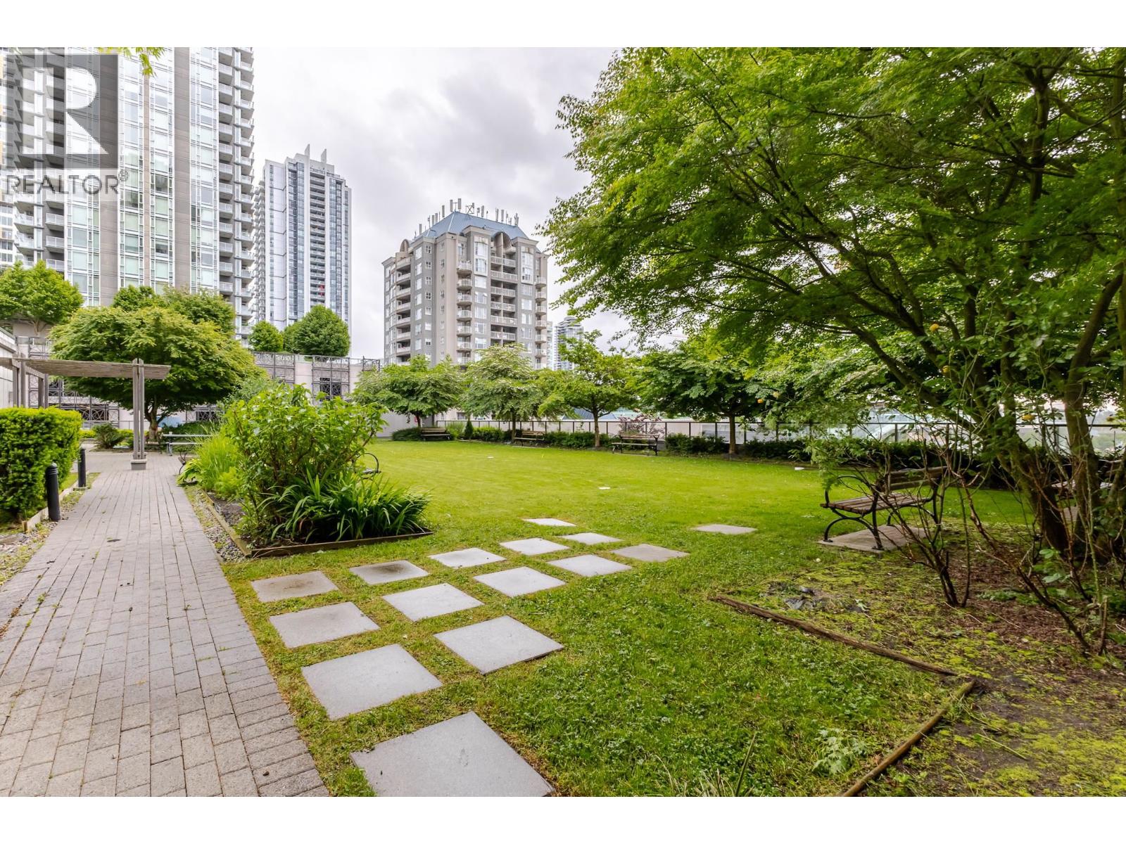 703 1155 The High Street, Coquitlam, British Columbia  V3B 7W4 - Photo 32 - R3130674