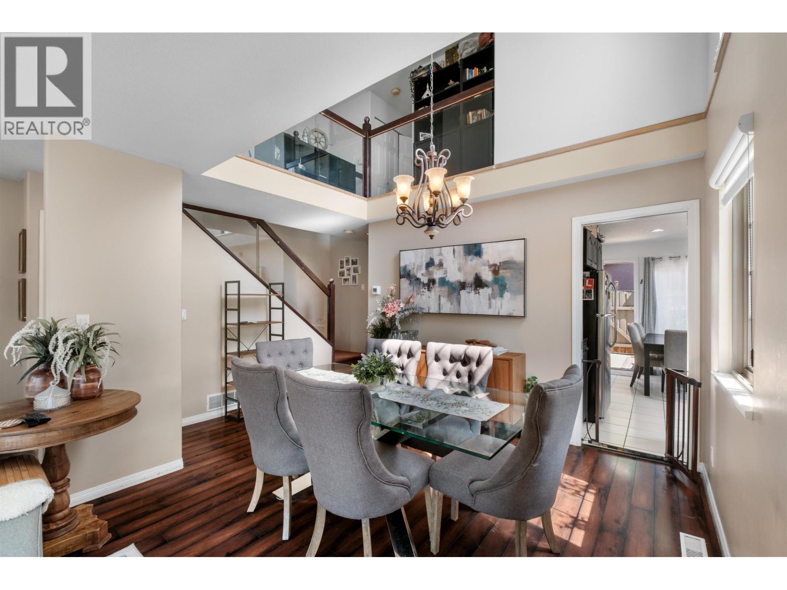 230 St. Patricks Avenue, North Vancouver, British Columbia  V7L 3N4 - Photo 5 - R3130683