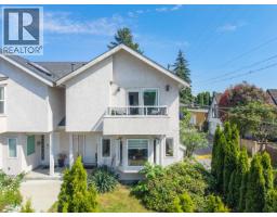 230 ST. PATRICKS AVENUE, North Vancouver, British Columbia