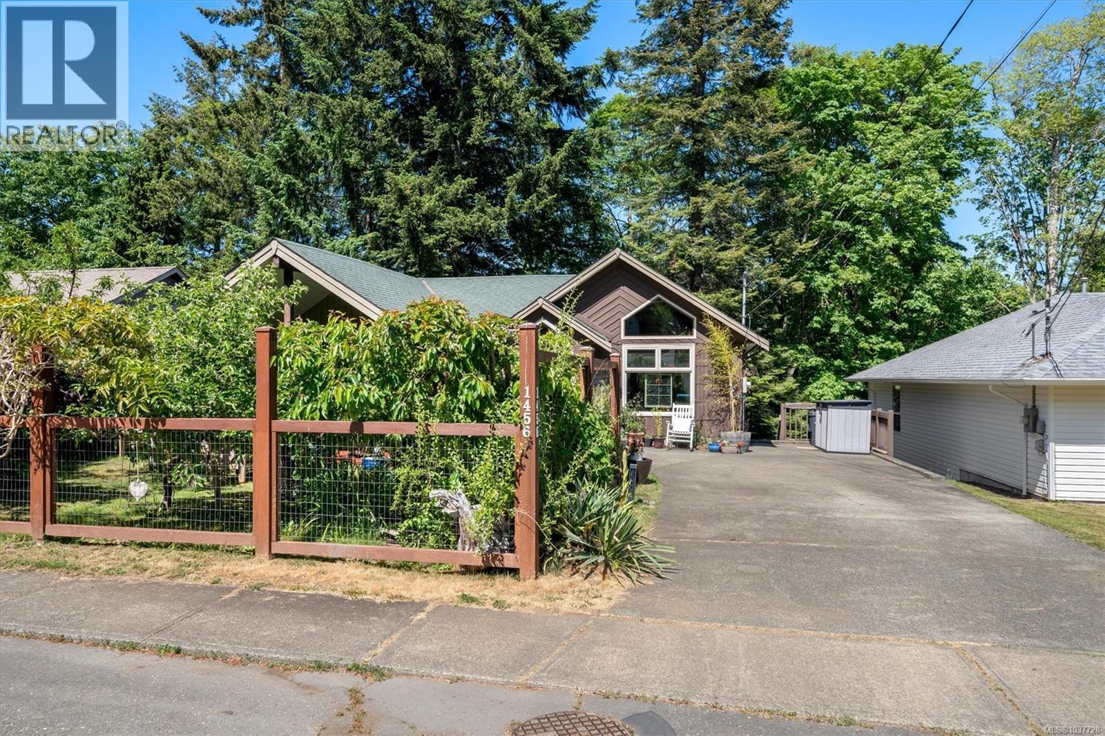 1456 Hurford Ave, Courtenay, British Columbia  V9N 6X3 - Photo 19 - 1037728