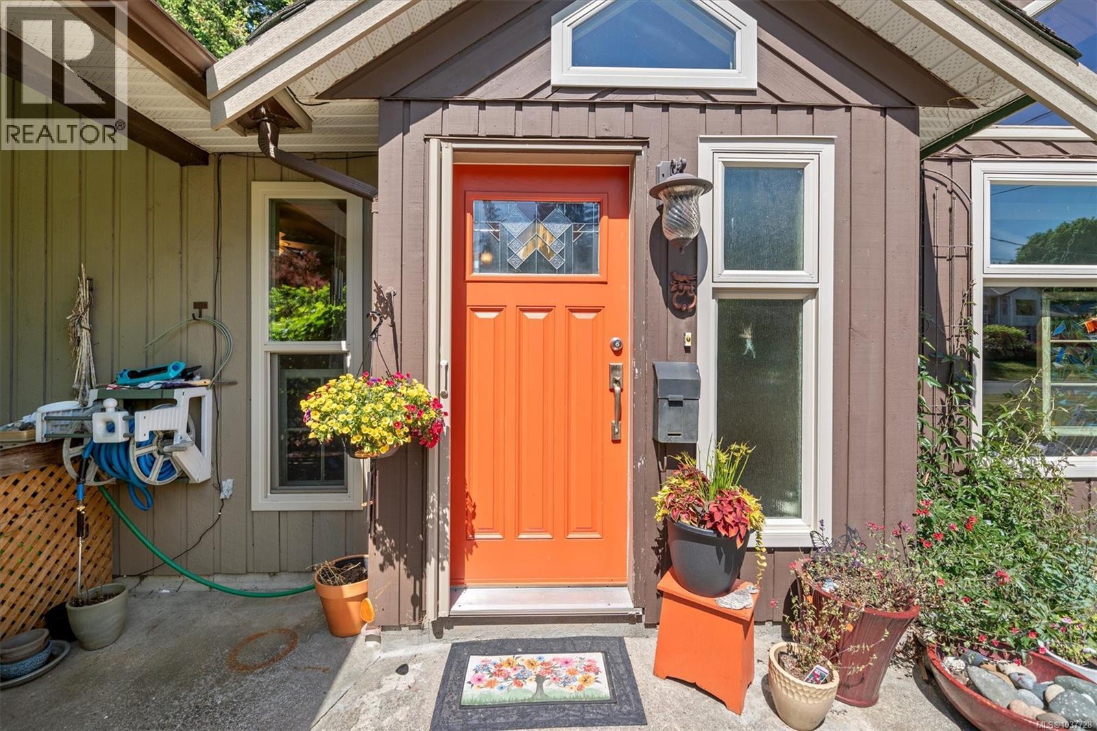 1456 Hurford Ave, Courtenay, British Columbia  V9N 6X3 - Photo 34 - 1037728