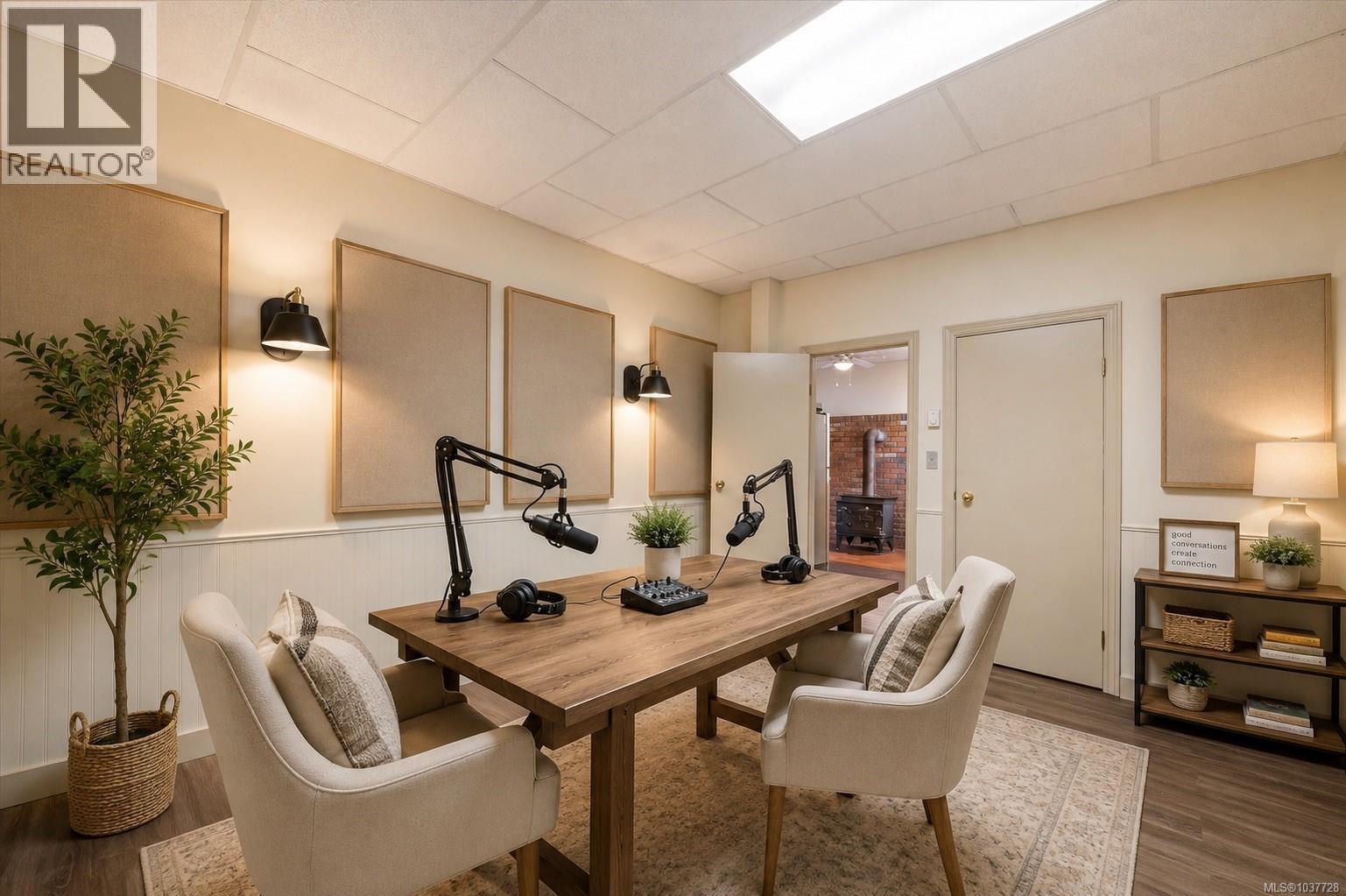 1456 Hurford Ave, Courtenay, British Columbia  V9N 6X3 - Photo 75 - 1037728
