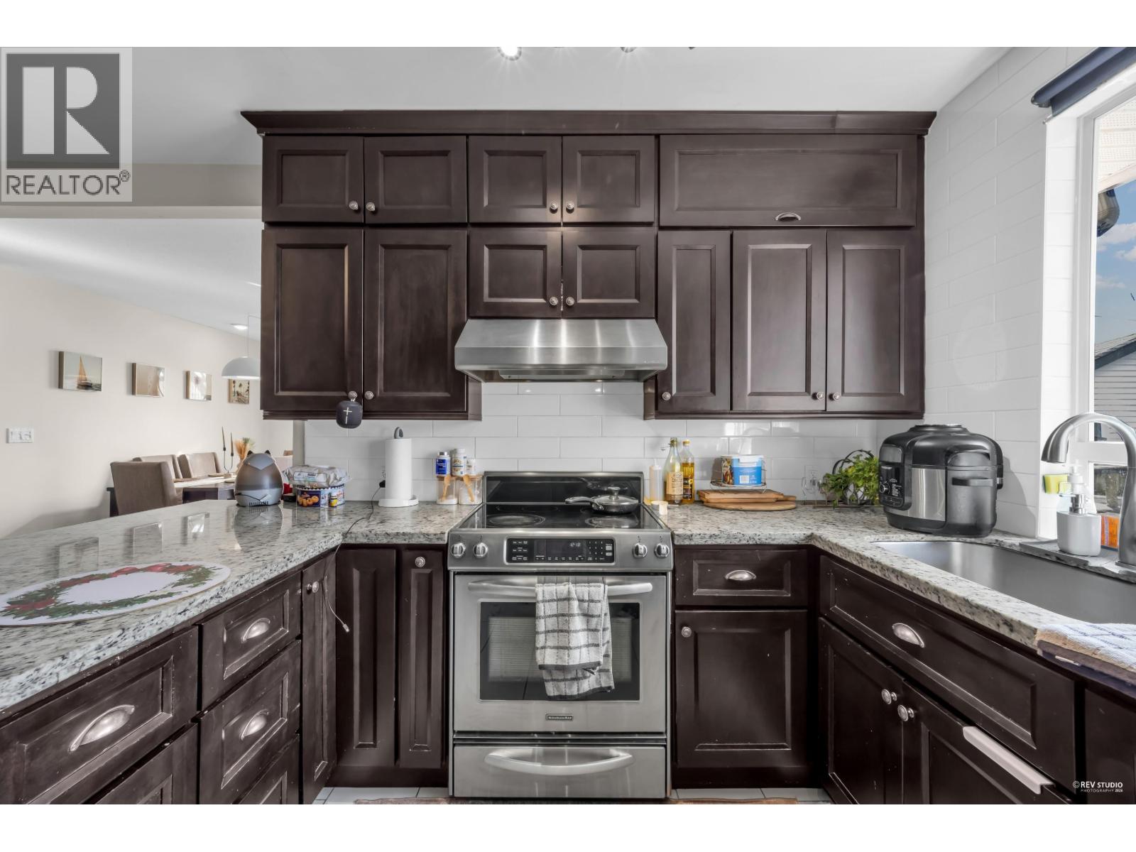 2240 Douglas Crescent, Richmond, British Columbia V7B 1E9 - Photo 25 - R3130667