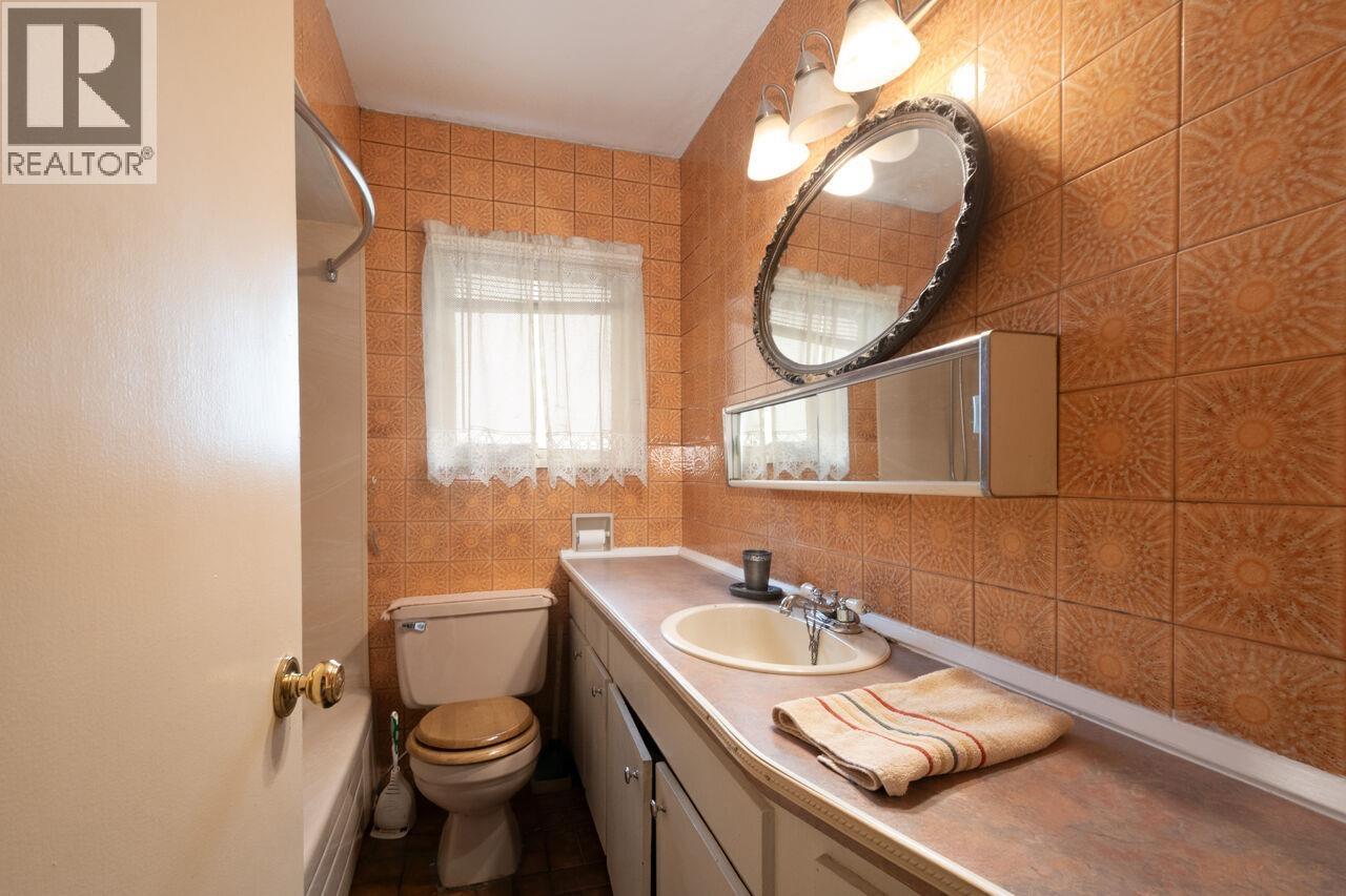 106 N Templeton Drive, Vancouver, British Columbia  V5L 3E2 - Photo 14 - R3130697