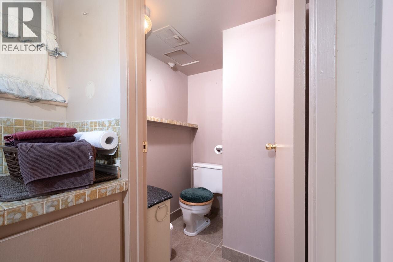106 N Templeton Drive, Vancouver, British Columbia  V5L 3E2 - Photo 25 - R3130697
