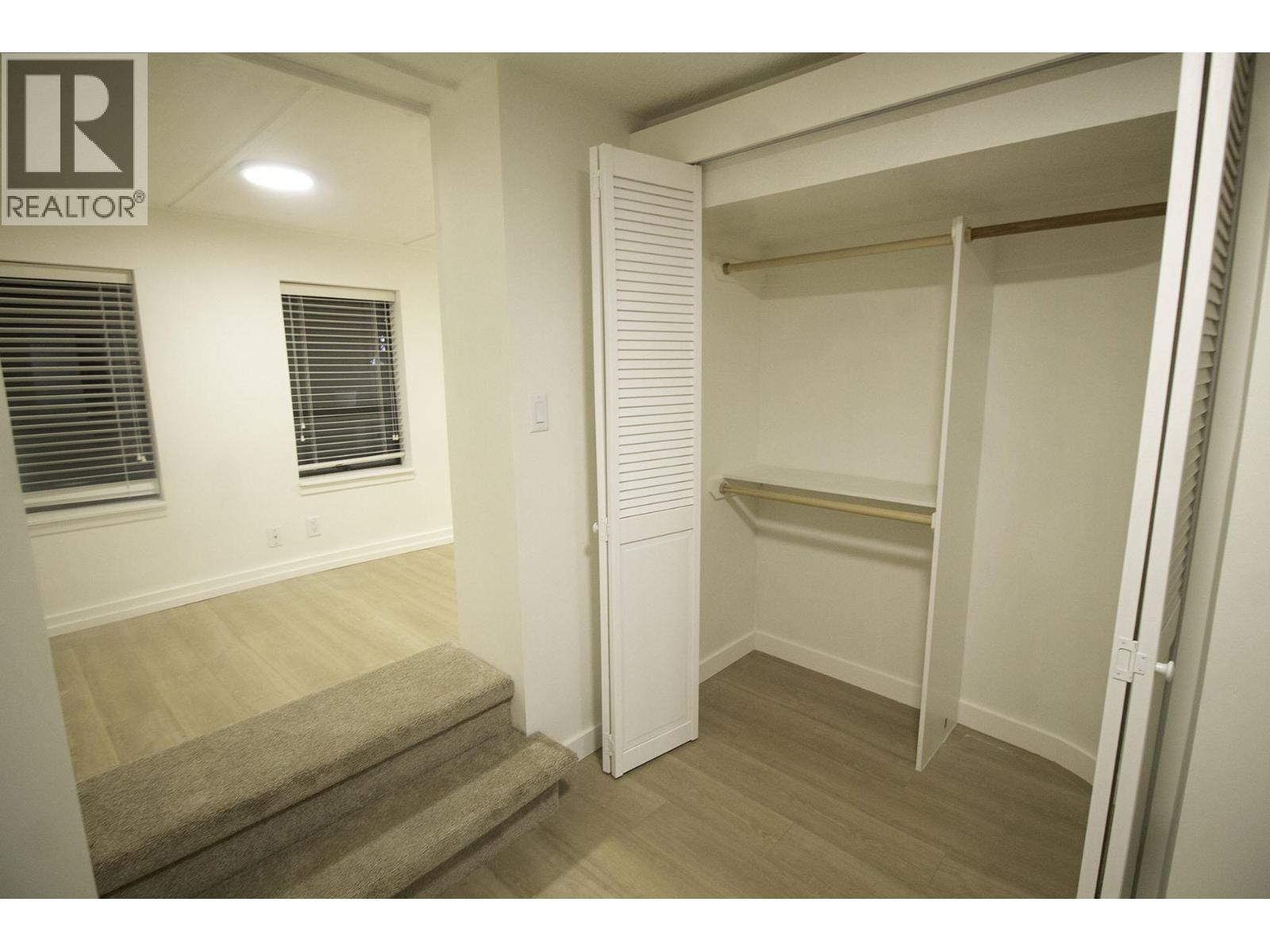 Ground Floor 2176 W 13 Avenue, Vancouver, British Columbia  V6K 2S1 - Photo 8 - R3130676