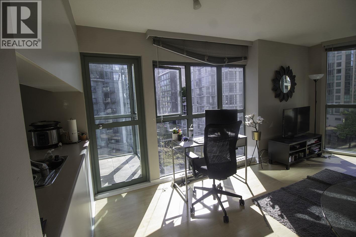 802 1188 Howe Street, Vancouver, British Columbia  V6Z 2S8 - Photo 3 - R3130688