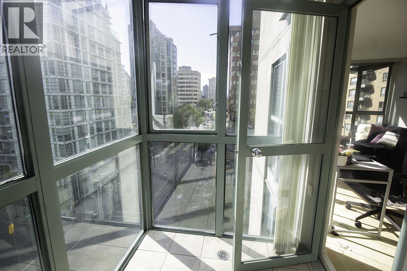 802 1188 Howe Street, Vancouver, British Columbia  V6Z 2S8 - Photo 9 - R3130688